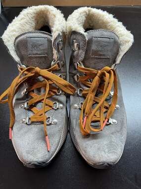 Sorel Out N About III Conquest Waterproof Boots Quarry Gray Women's 10.5